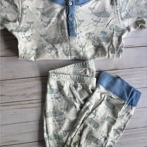 The Beaufort Bonnet Company Whale Print Pajama Set - size 7